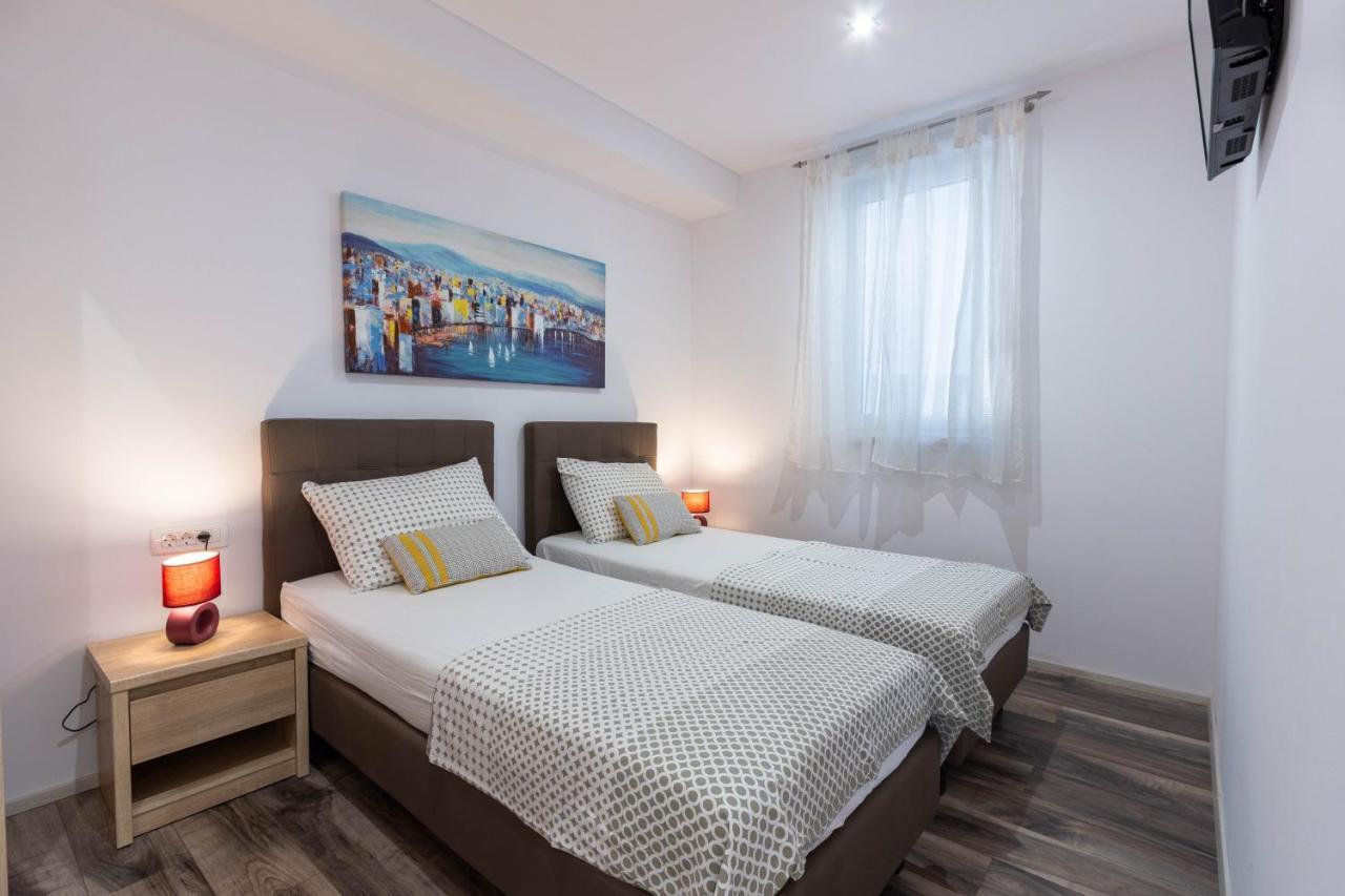Apartman Dora Podstrana Zewnętrze zdjęcie