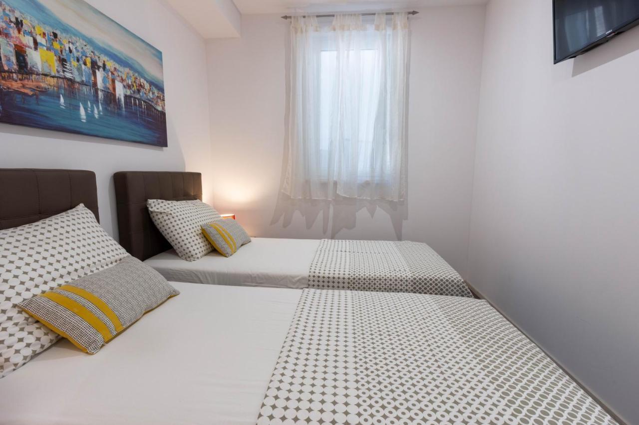 Apartman Dora Podstrana Zewnętrze zdjęcie
